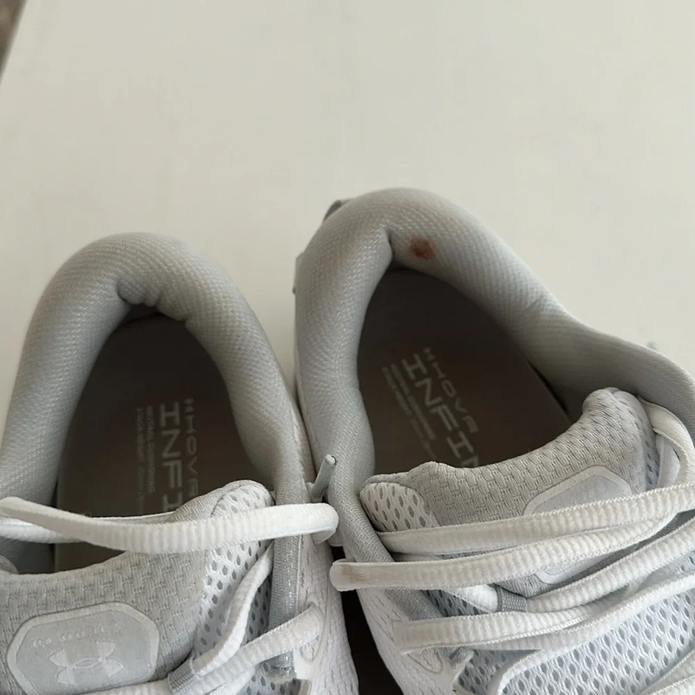 Under Armour men’s Infinite 5 tennis shoes size 11 - Picture 5 of 8